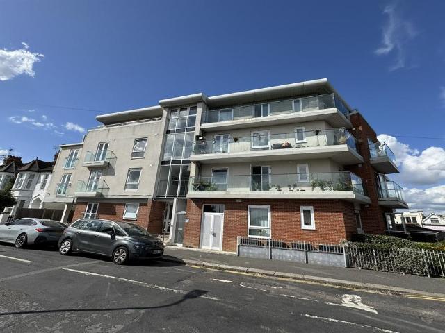 Flat for rent in Alton Barnes, Essex