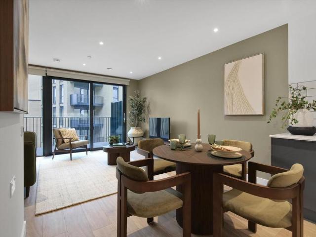 Apartment for rent in London Borough of Hounslow, Strand