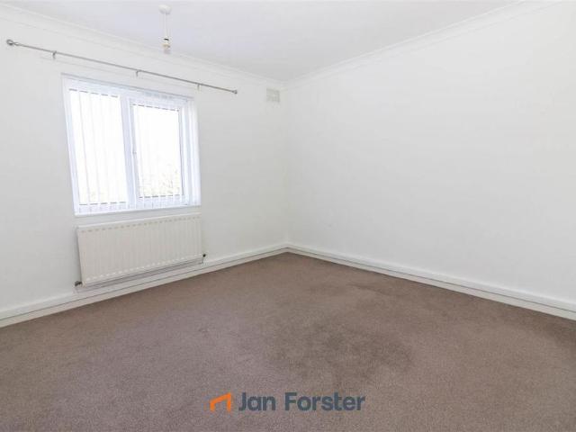 Apartment for rent in Forest Hall, North Tyneside