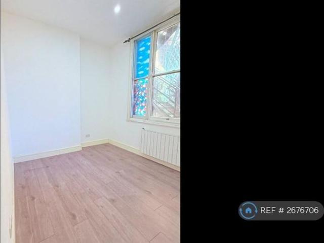 Apartment for rent in Highfields, Old Wharf