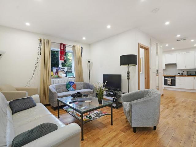 Flat for rent in St. John's Wood, Isle Of Man