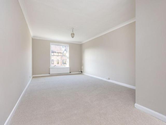 Apartment for rent in The Close, Hampshire