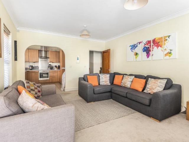 Flat for rent in The Slade, Oxfordshire
