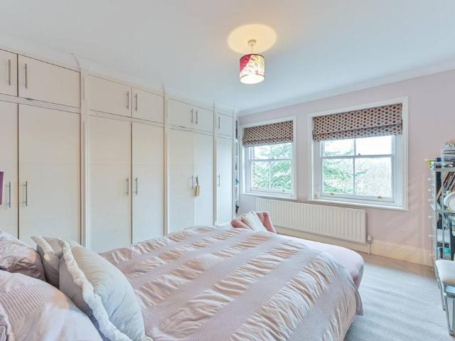 Flat for rent in East Dulwich, Isle Of Man
