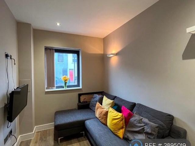 Flat for rent in East Greenwich, Isle Of Man