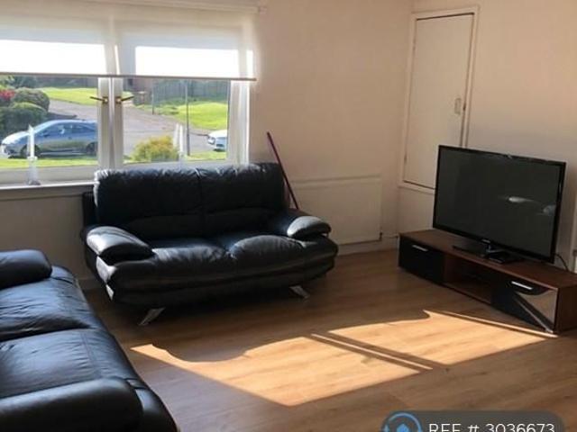 Apartment for rent in Summerston, Scotland