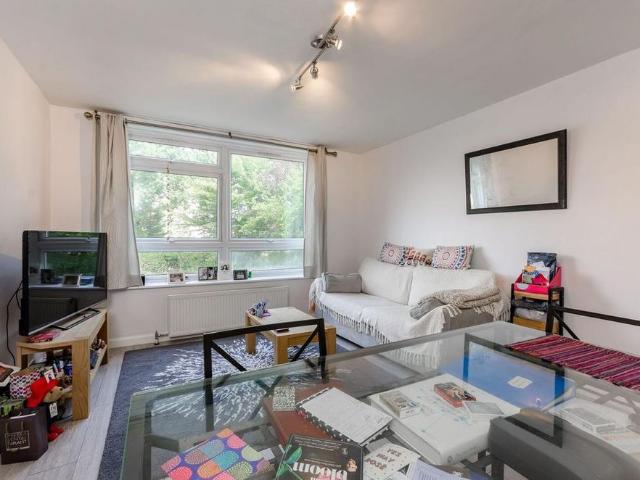 Apartment for rent in London Borough of Wandsworth, Greater London