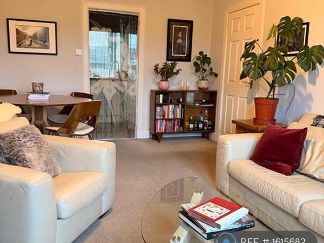 Flat for rent in Ballindoch, Scotland