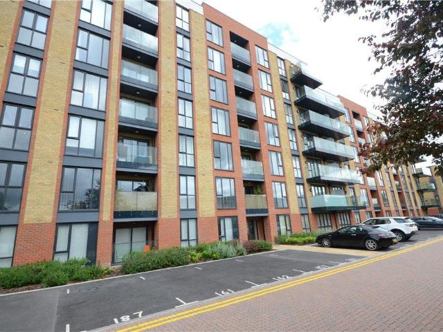 Flat for rent in Newtown, Reading