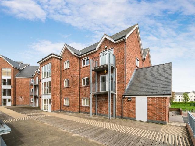 Flat for rent in Warrington, Isle Of Man