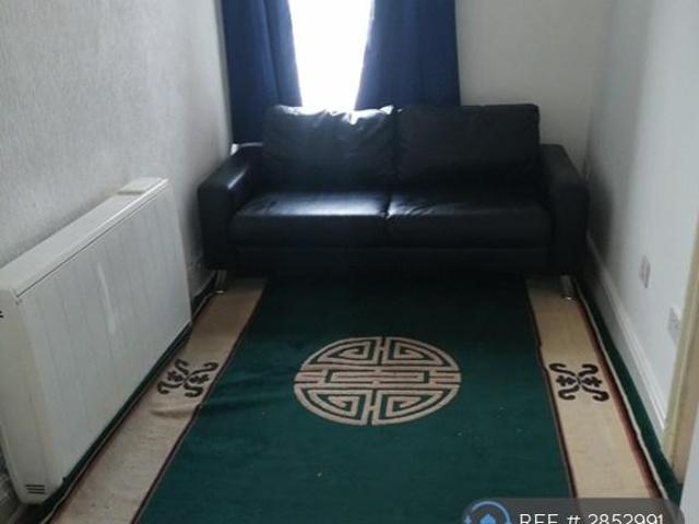 Flat for rent in Plasnewydd, Falcon Lodge