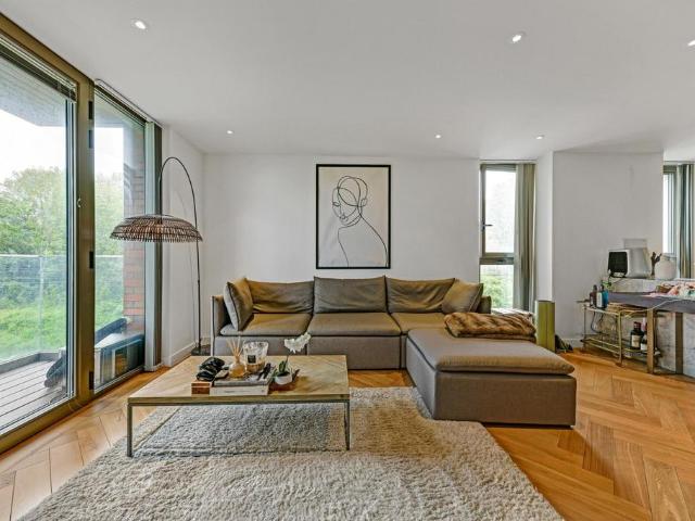 Flat for rent in West Hampstead, Isle Of Man