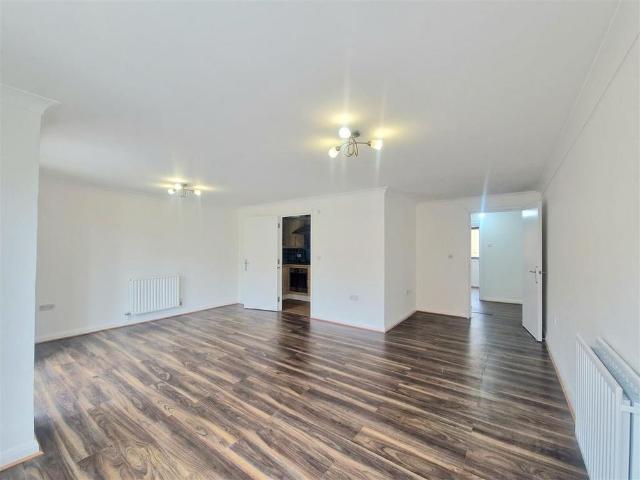 Apartment for rent in Sudbury, Greater London