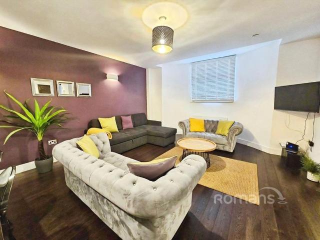 Apartment for rent in Newtown, Reading