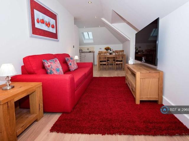 Apartment for rent in Marston, The Slade