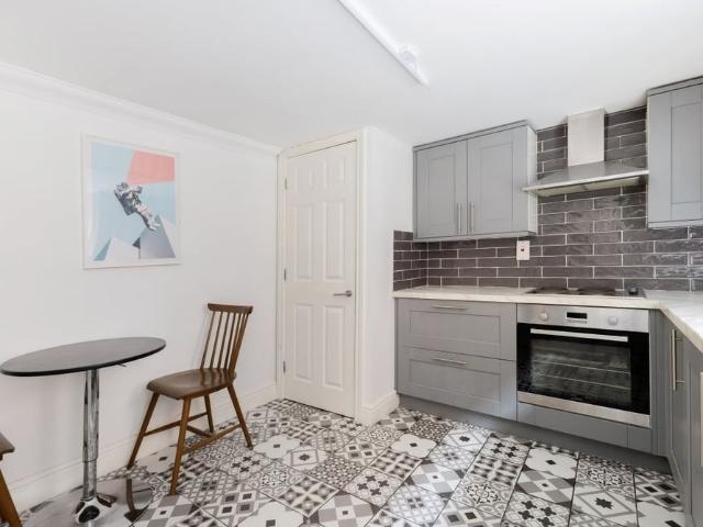 Apartment for rent in St Thomas', The Slade