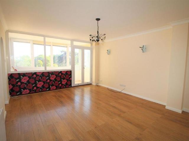 Apartment for rent in Poole