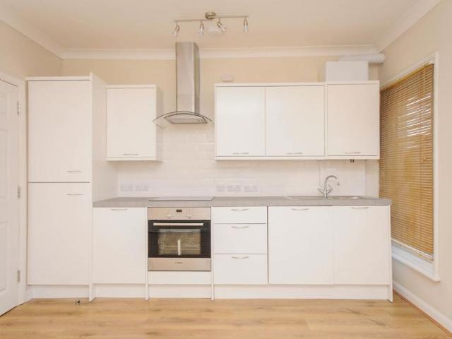 Apartment for rent in London Borough of Croydon, Thornton Heath