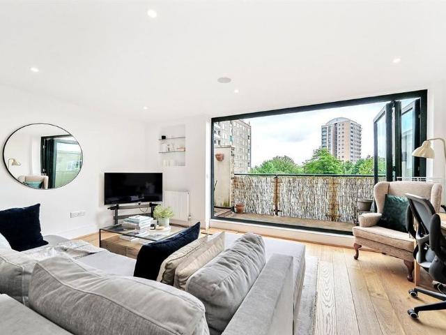 Apartment for rent in London Borough of Wandsworth, Greater London