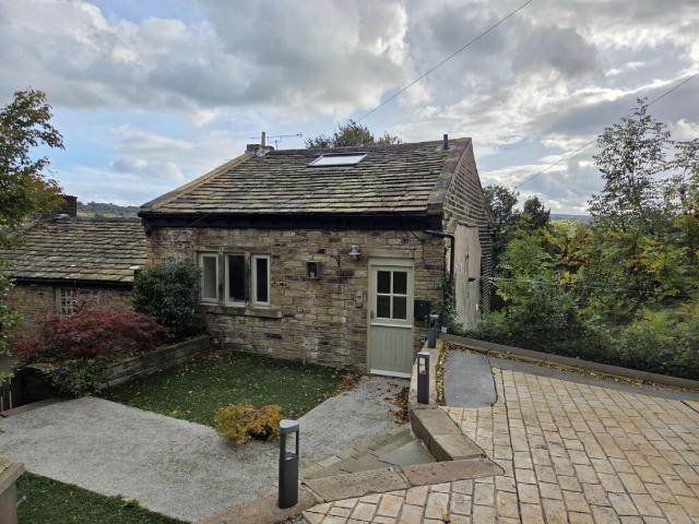 Apartment for rent in Golcar, Kirklees
