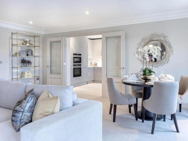 Apartment for rent in Kingswood