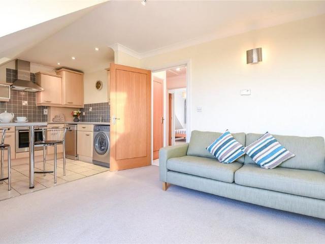 Apartment for rent in Sunnymead, Oxford