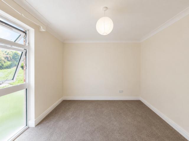 Flat for rent in Fishers Green, Shephall