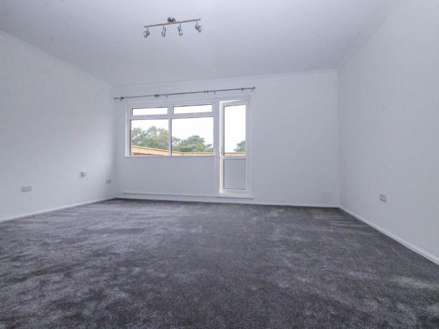 Flat for rent in Fairmile, Christchurch