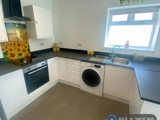 Flat for rent in Falcon Lodge, Wales
