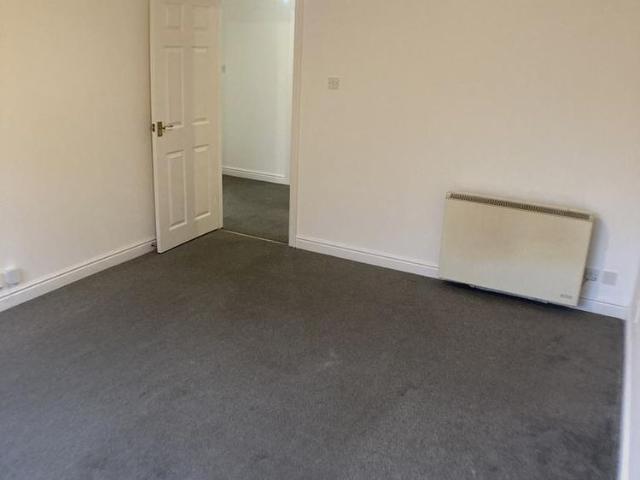 Apartment for rent in Swinton Park, Salford