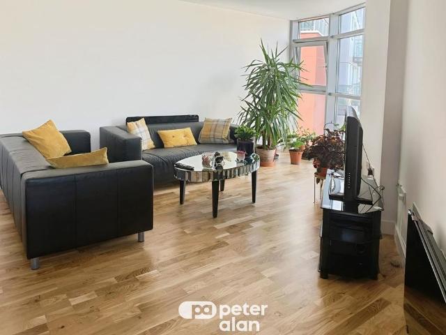Apartment for rent in Brewery Quarter, Cardiff