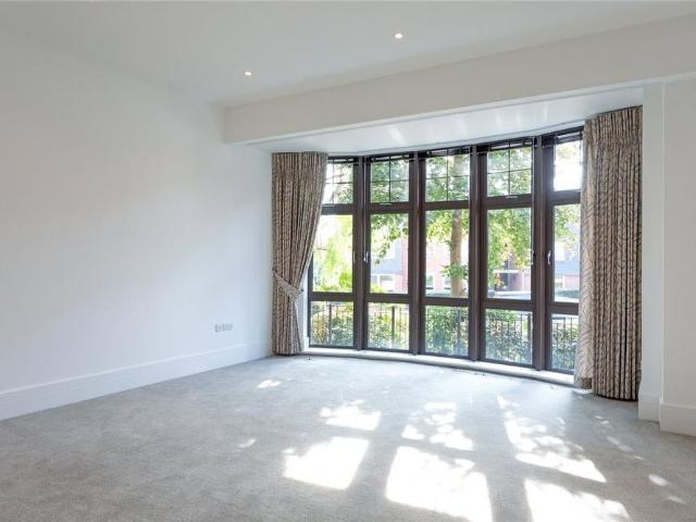 Apartment for rent in Henley-on-Thames, Berrick Salome