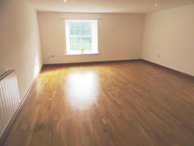 Apartment for rent in Morfa, Llanelli