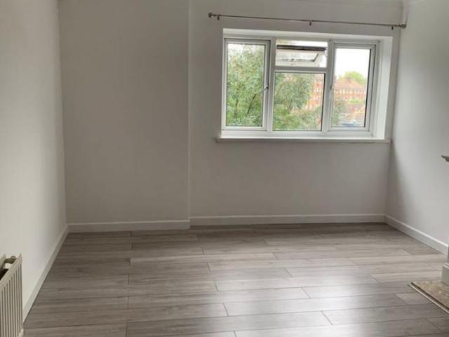 Apartment for rent in Westminster, Victoria