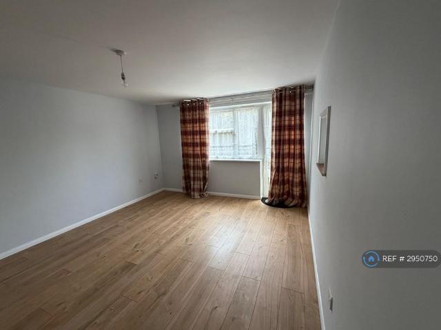 Flat for rent in Reading