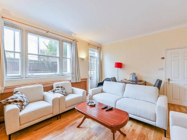 Apartment for rent in St. John's Wood, Isle Of Man