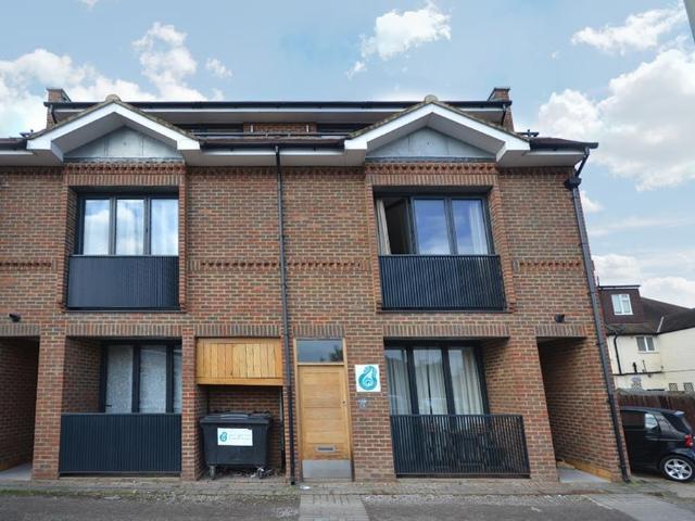 Flat for rent in West Wickham, Greater London