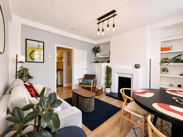 Flat for rent in Nunhead, Greater London