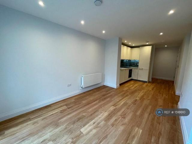 Apartment for rent in Coley, Reading