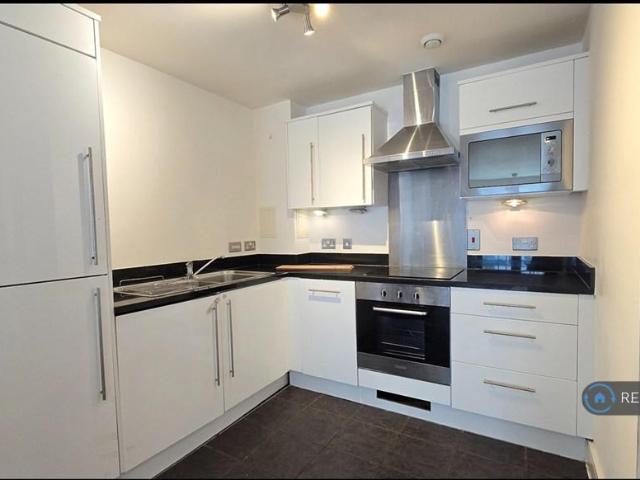 Flat for rent in Canning Town, Greater London
