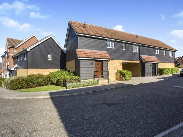 Flat for rent in Combs Ford, Bedingfield