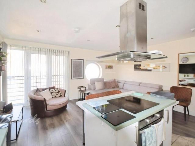 Apartment for rent in West Cliff, Acol