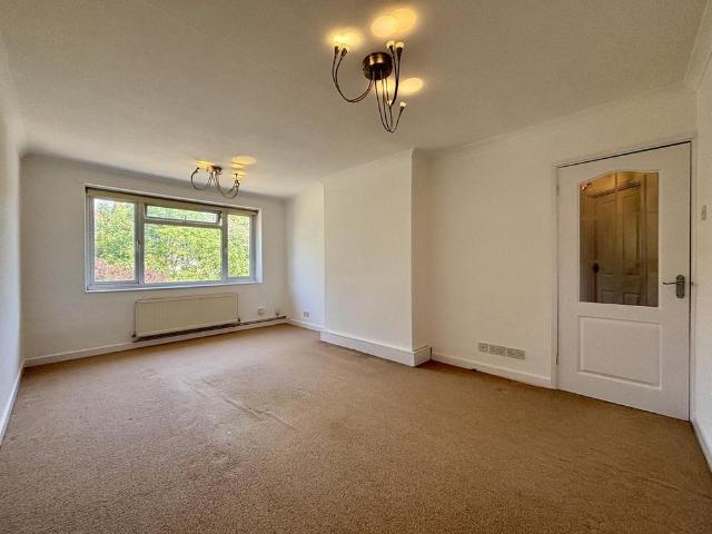 Apartment for rent in Hayes, Greater London