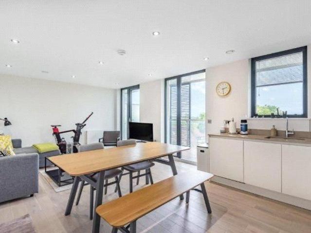 Apartment for rent in Gerrards Cross, Denham