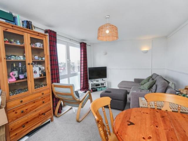 Apartment for rent in Royal Borough of Kingston upon Thames, Greater London