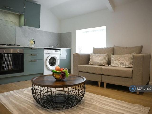 Apartment for rent in Hafod, Swansea