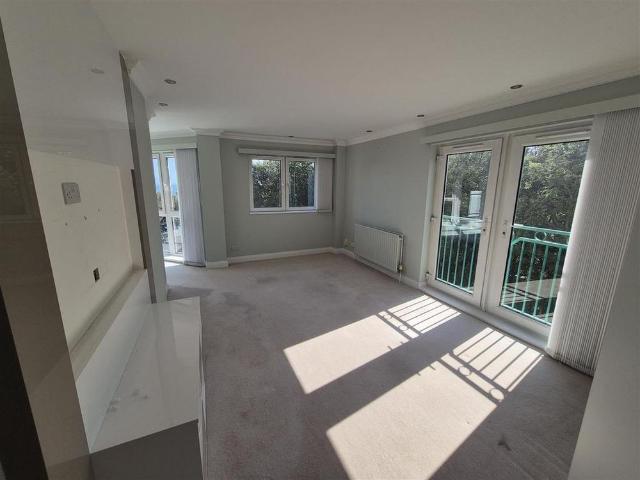 Apartment for rent in West Cliff, Bournemouth