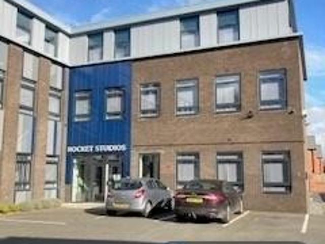 Flat for rent in Belgrave, Old Wharf
