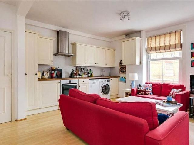 Apartment for rent in Fulham, Greater London