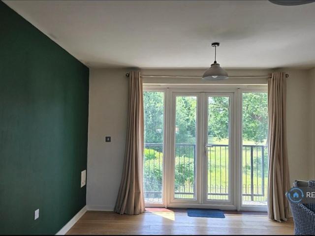 Flat for rent in Shinfield
